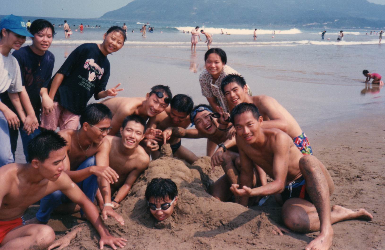 又瘦又帥的哲明