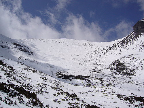 雪山圈谷壯麗的雪景.jpg